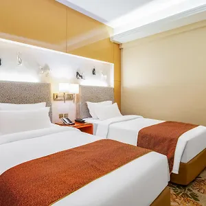 3* Hotel Metropole