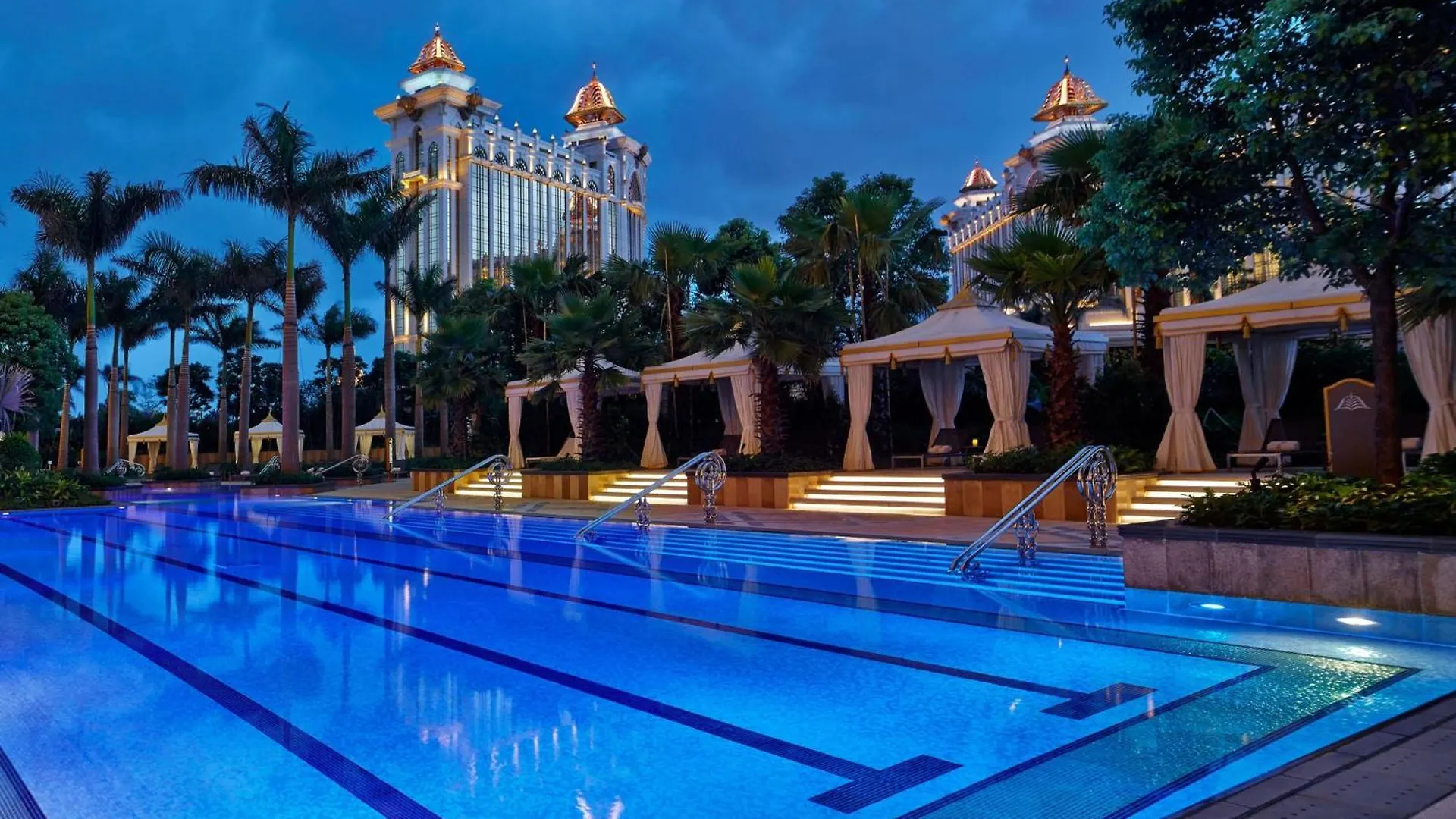 The Ritz-Carlton, Macau Hotel 5*,  China
